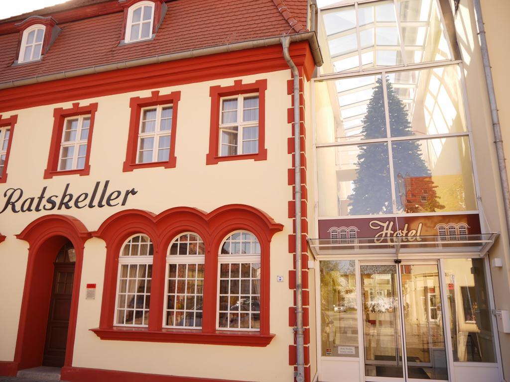 Garni-Hotel Zum Alten Ratskeller เฟทเชา ภายนอก รูปภาพ